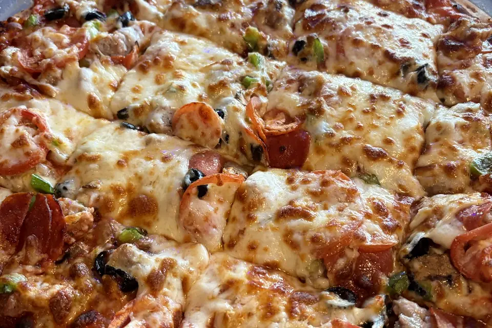 Paul's Chicago Pizza