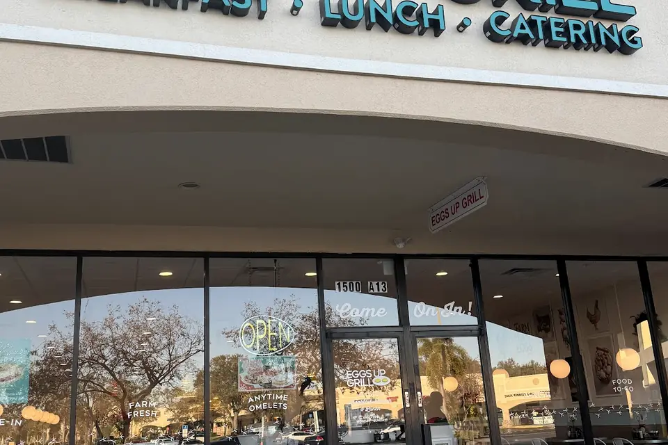 Eggs Up Grill - Clearwater